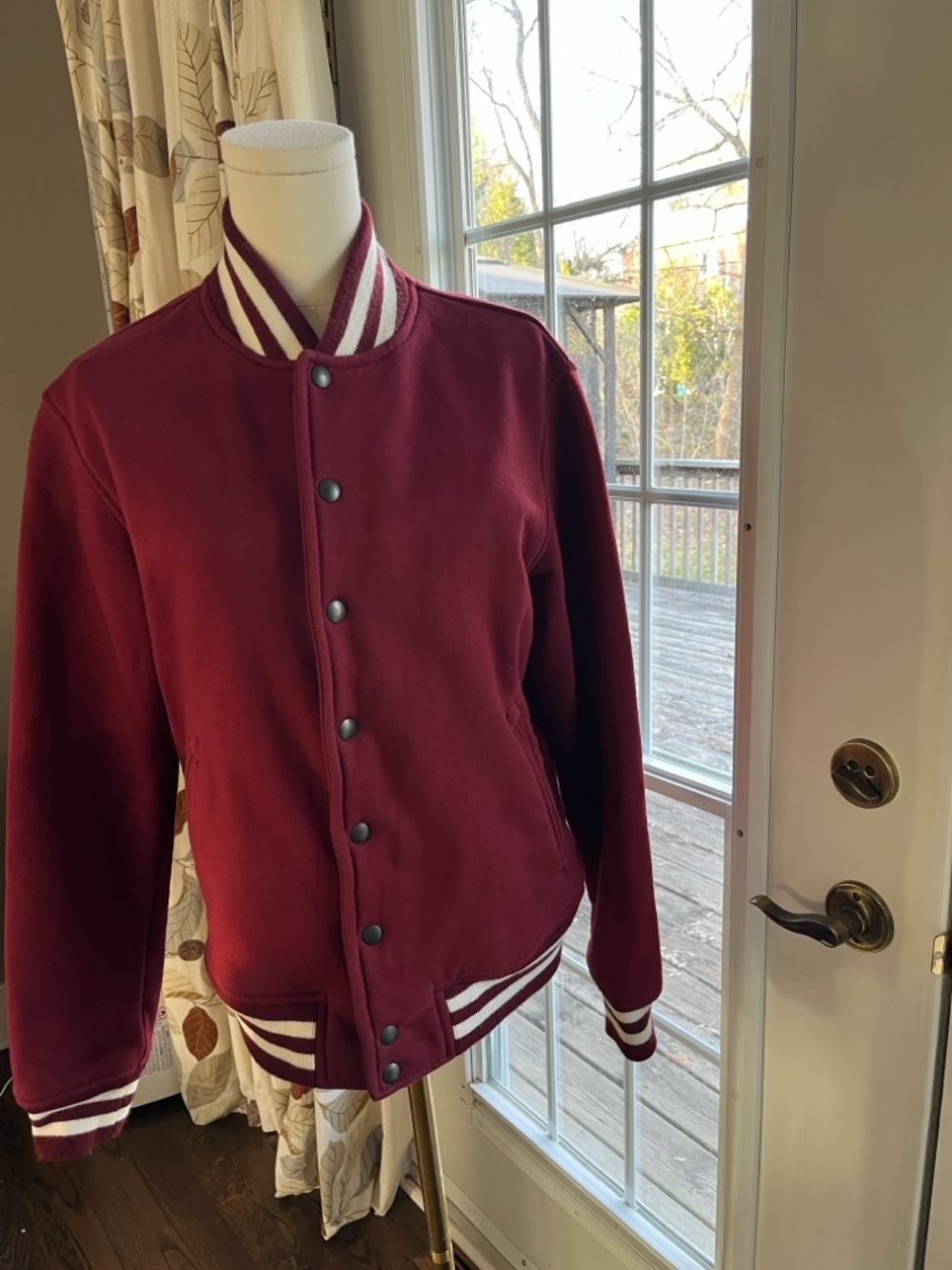 American Apparel Varsity Jacket Size Medium Burgundy Casual, Snap on